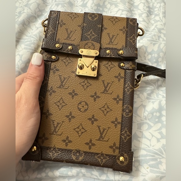 LV Reverse Monogram Vertical Trunk Pochette - Picture 1 of 10